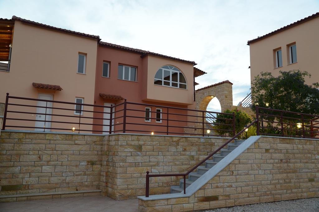 Maria'S Filoxenia Suites Drepano  Exteriér fotografie
