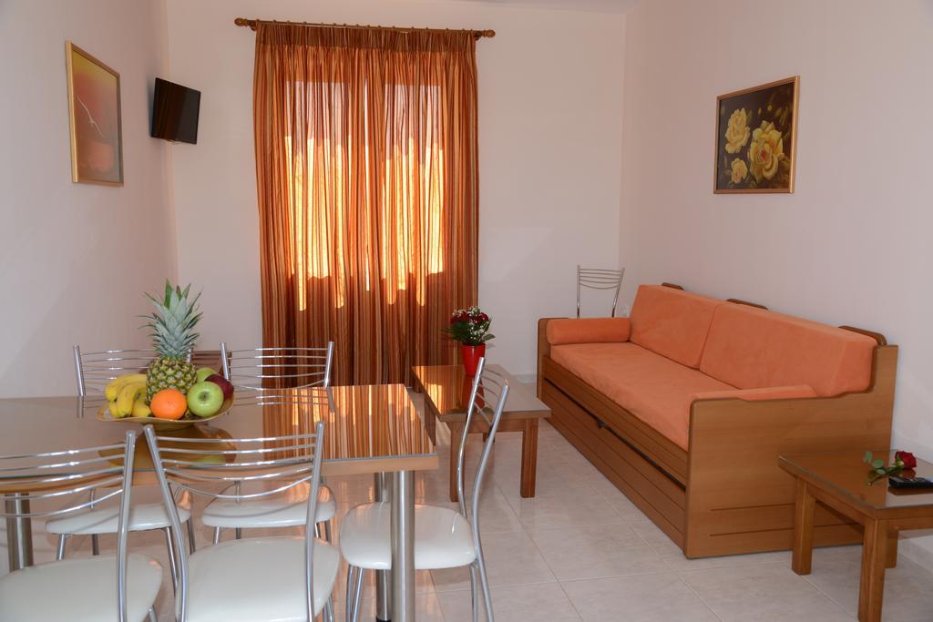 Maria'S Filoxenia Suites Drepano  Exteriér fotografie